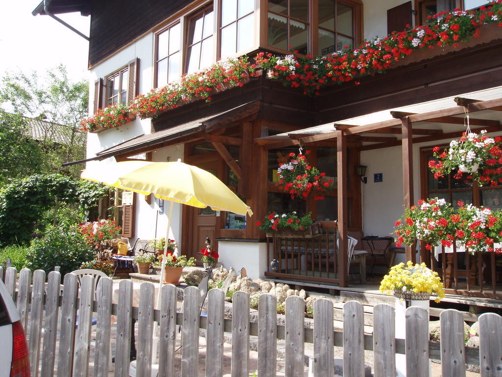 Gaestehaus Richter โอเบอร์อัมเมอร์เกา ภายนอก รูปภาพ